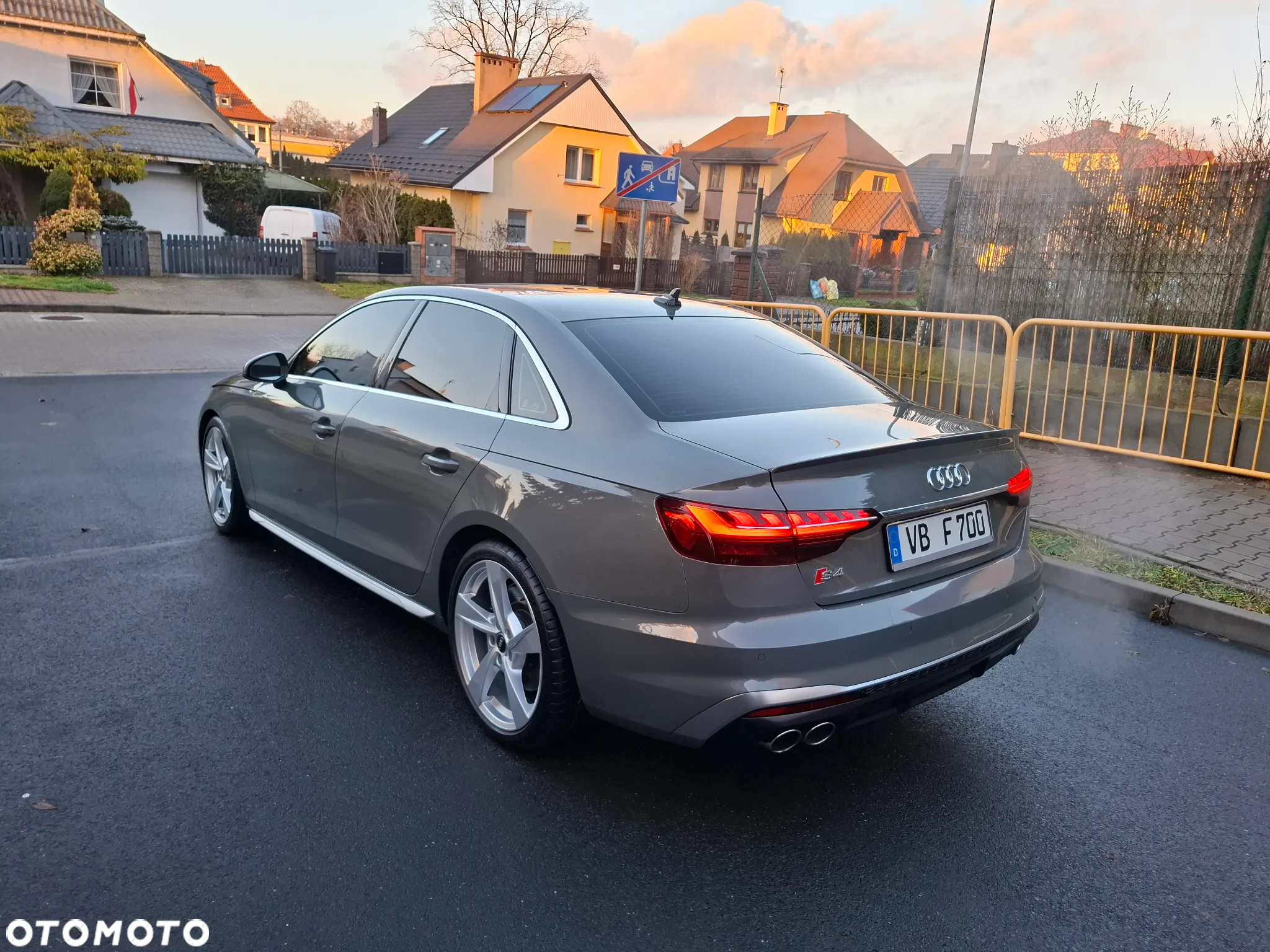 Audi S4 - 5