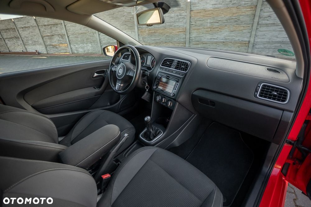 Volkswagen Polo - 22