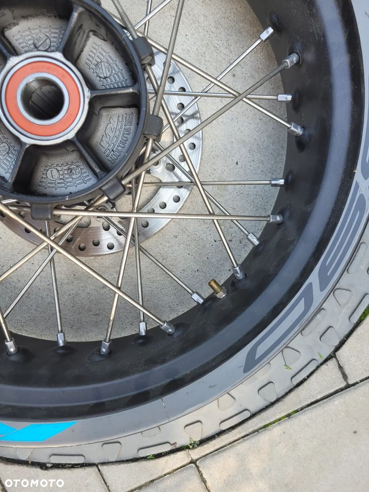 Felga tył, tylna, tarcza hamulcowa tył KTM 690 SMC-R - 10