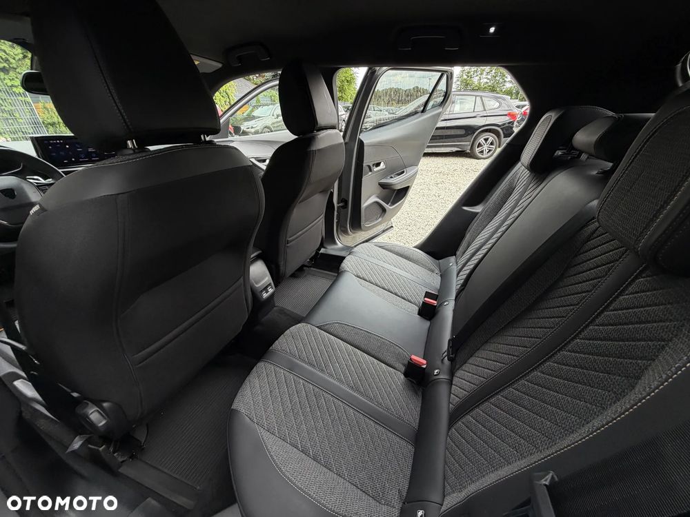 Peugeot 2008 1.2 PureTech Allure Pack S&S EAT8 - 20