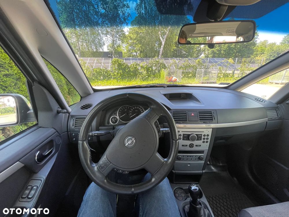 Opel Meriva 1.6 16V Cosmo - 10
