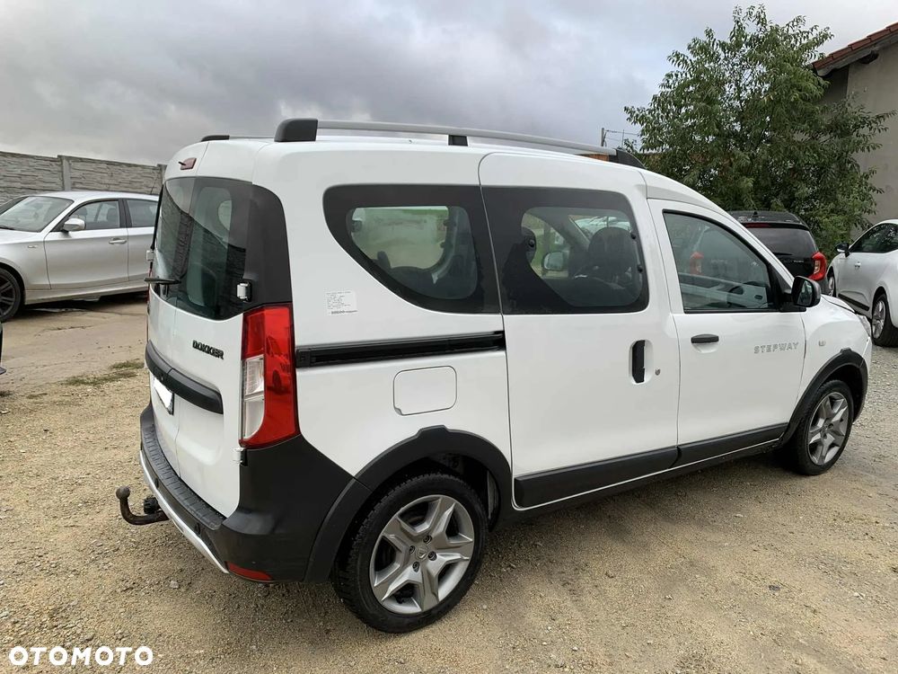 Dacia Dokker TCe 115 Stepway - 2