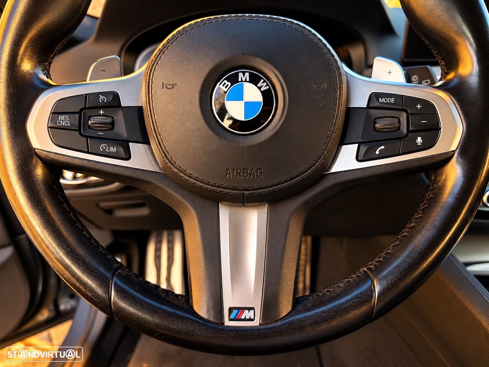 BMW 520 d Pack M Auto - 19