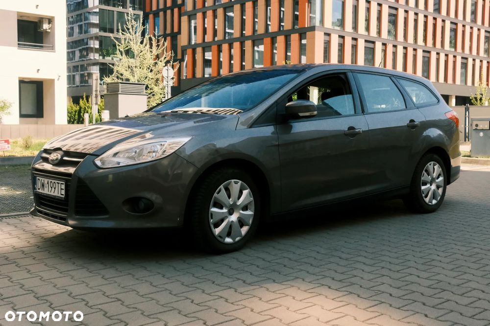 Ford Focus 1.6 EcoBoost Trend - 4