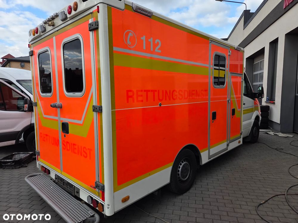 Mercedes-Benz SPRINTER - 3