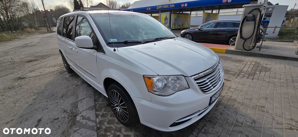 Chrysler Town & Country 3.6 Touring - 2