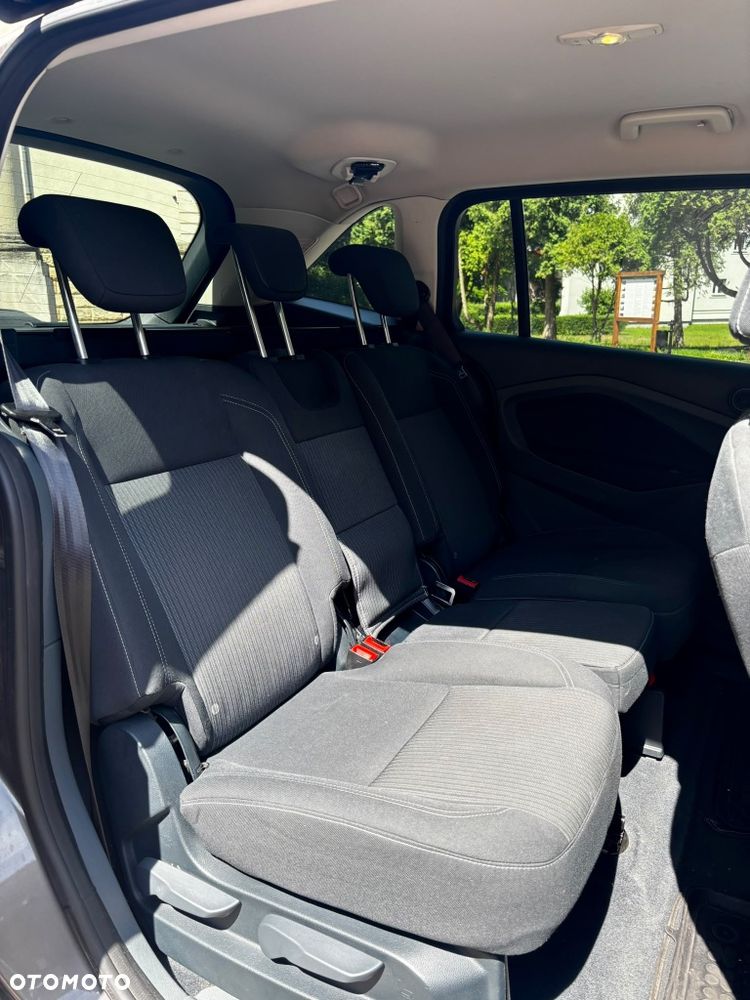 Ford Grand C-MAX - 8