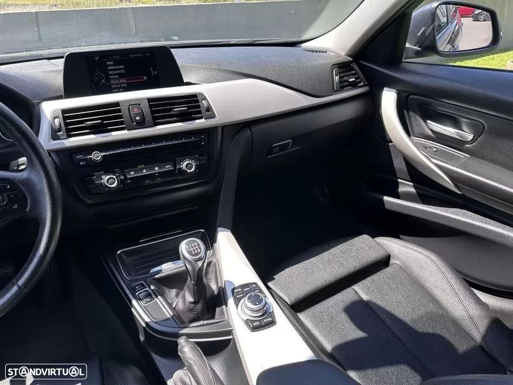 BMW 316 d Line Sport Shadow - 30