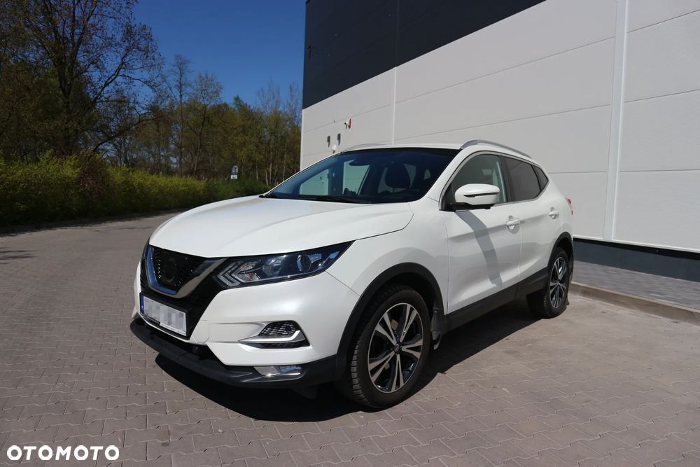 Nissan Qashqai 1.2 DIG-T N-Connecta Xtronic - 1