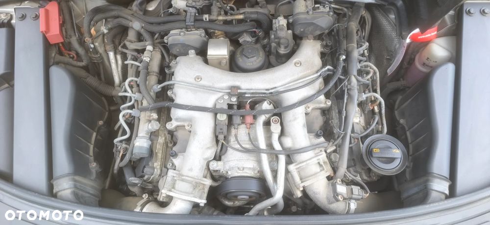 Audi A8 4.2 TDI Quattro - 33