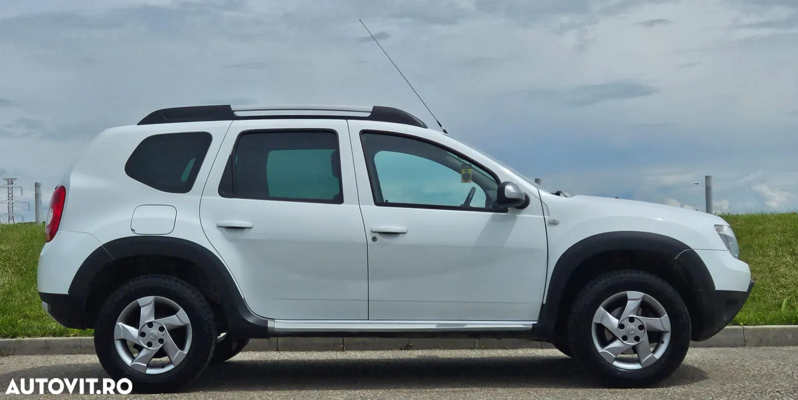 Dacia Duster 1.5 dCi 4x4 Prestige - 3