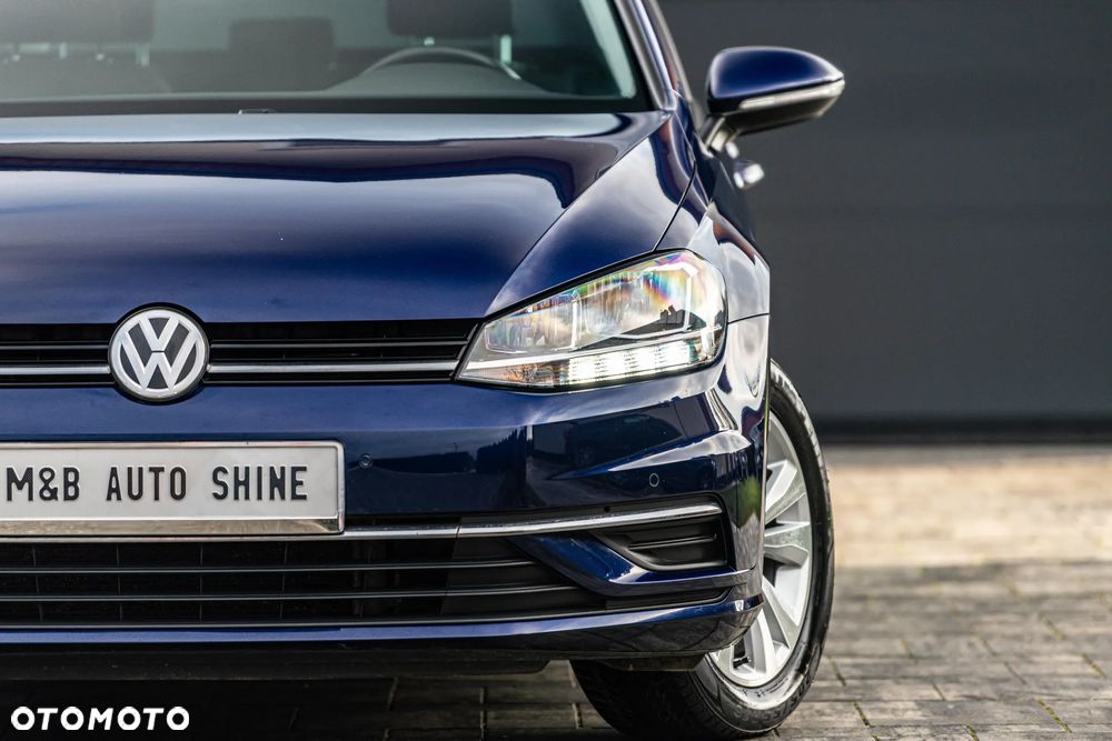 Volkswagen Golf - 11