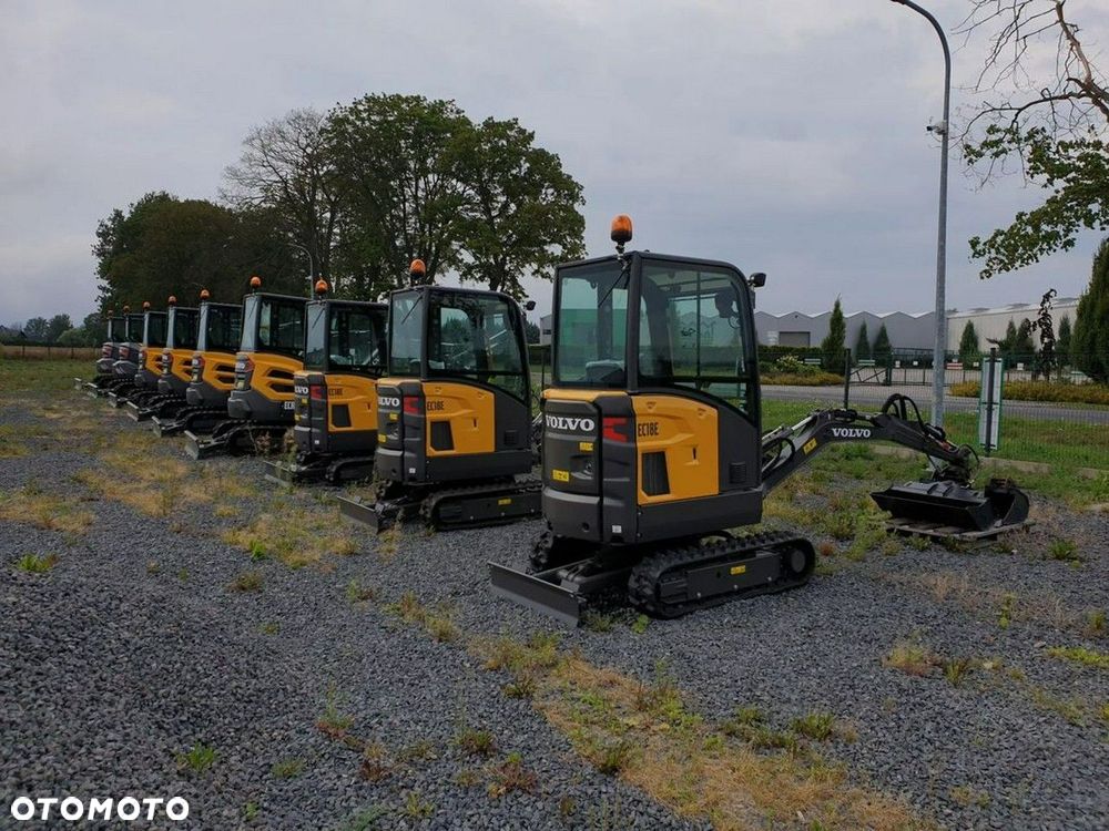 Volvo ECR25D NOWA DOSTĘPNA OD RĘKI, SZYBKOZŁĄCZE, DŁUGIE RAMIĘ, OBRÓT W OBRYSIE - 25