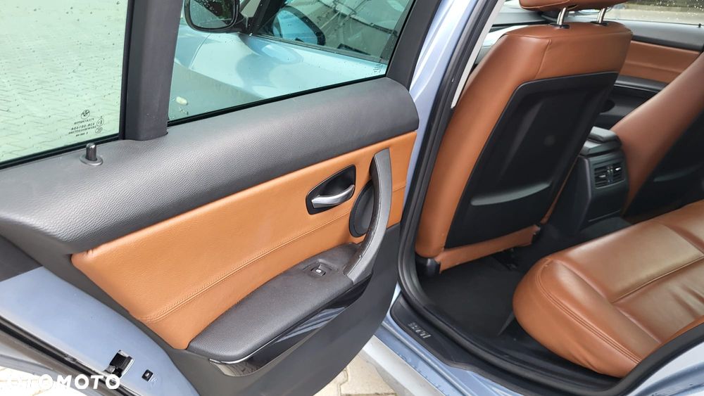 BMW Seria 3 - 20
