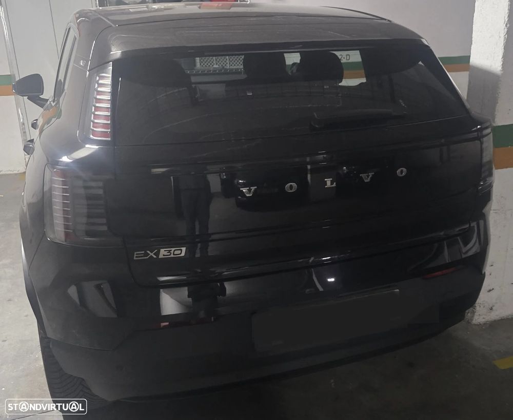 Volvo EX30 Single Motor Extended Range RWD Core - 9