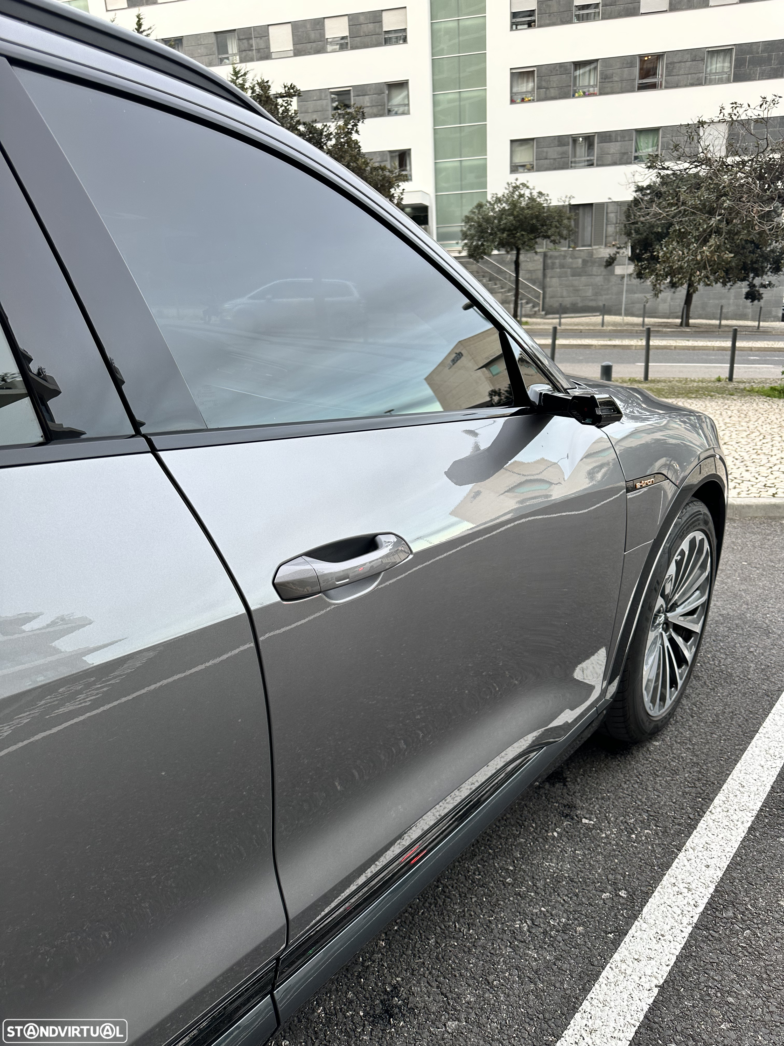 Audi e-tron 55 quattro S line - 12
