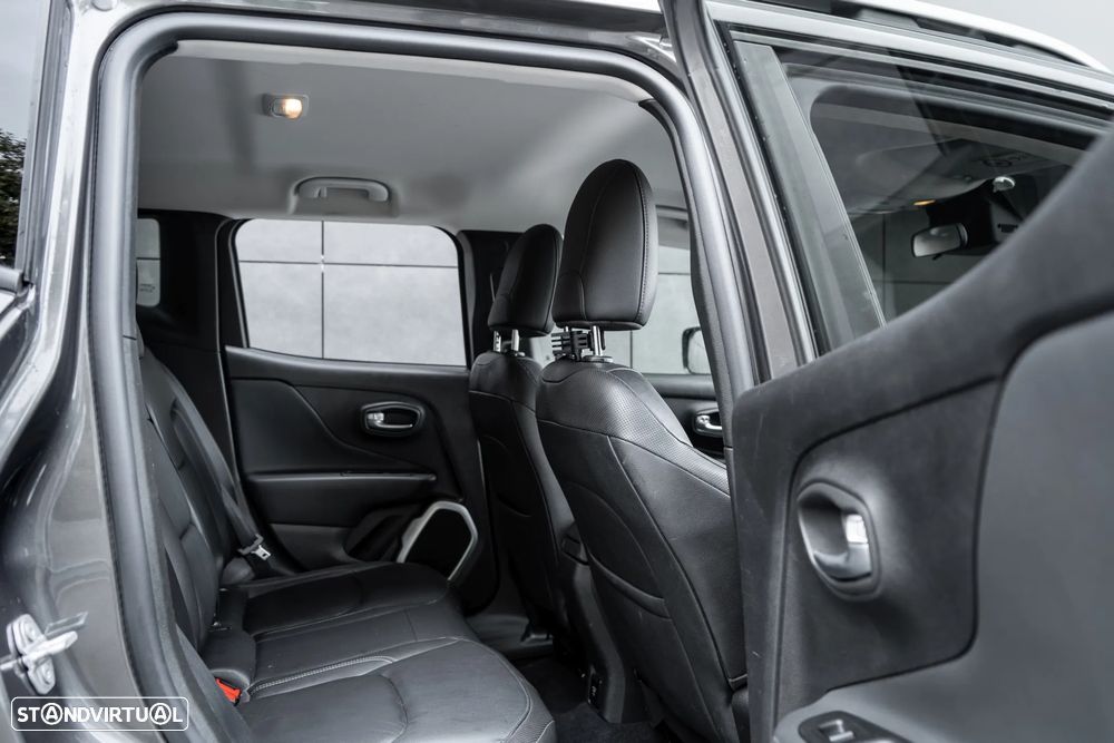 Jeep Renegade 1.6 MultiJet DSG Limited - 33