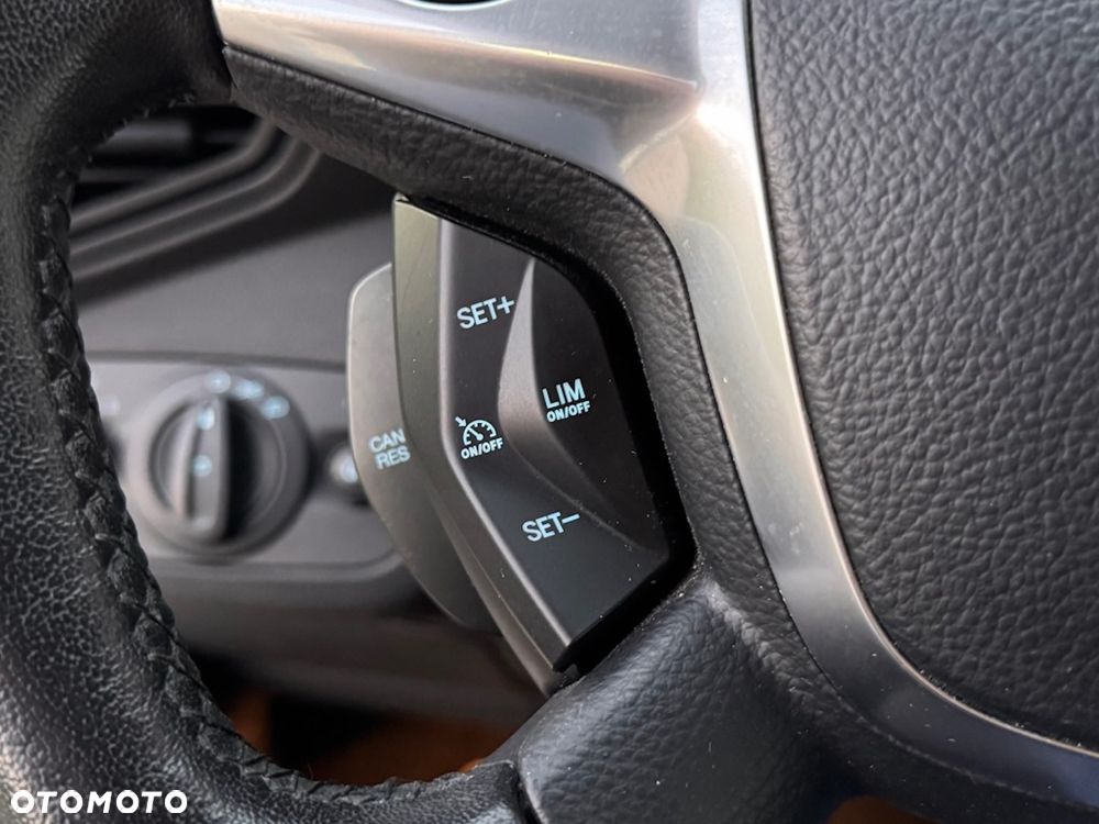 Ford Kuga 2.0 TDCi 2x4 Trend - 13