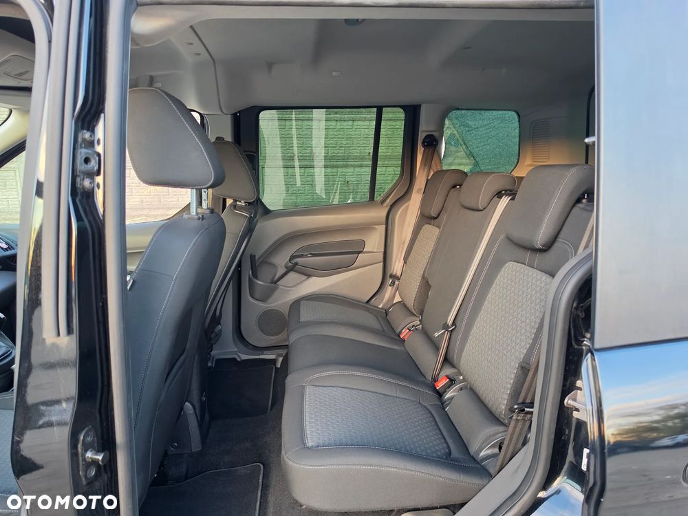 Ford Tourneo Connect - 20