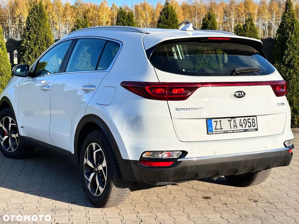 Kia Sportage 2.0 CRDI AWD Eco-Dynamics+ (48V M-H) SPIRIT - 10