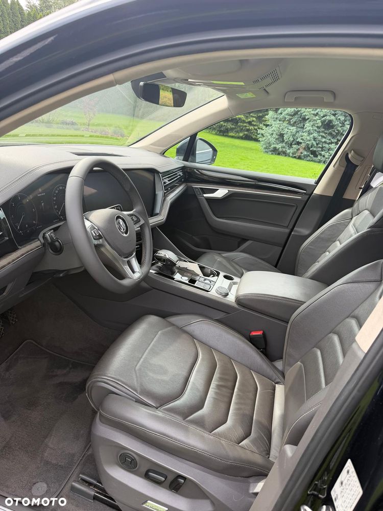 Volkswagen Touareg 3.0 V6 TDI 4Motion DPF Automatik - 12