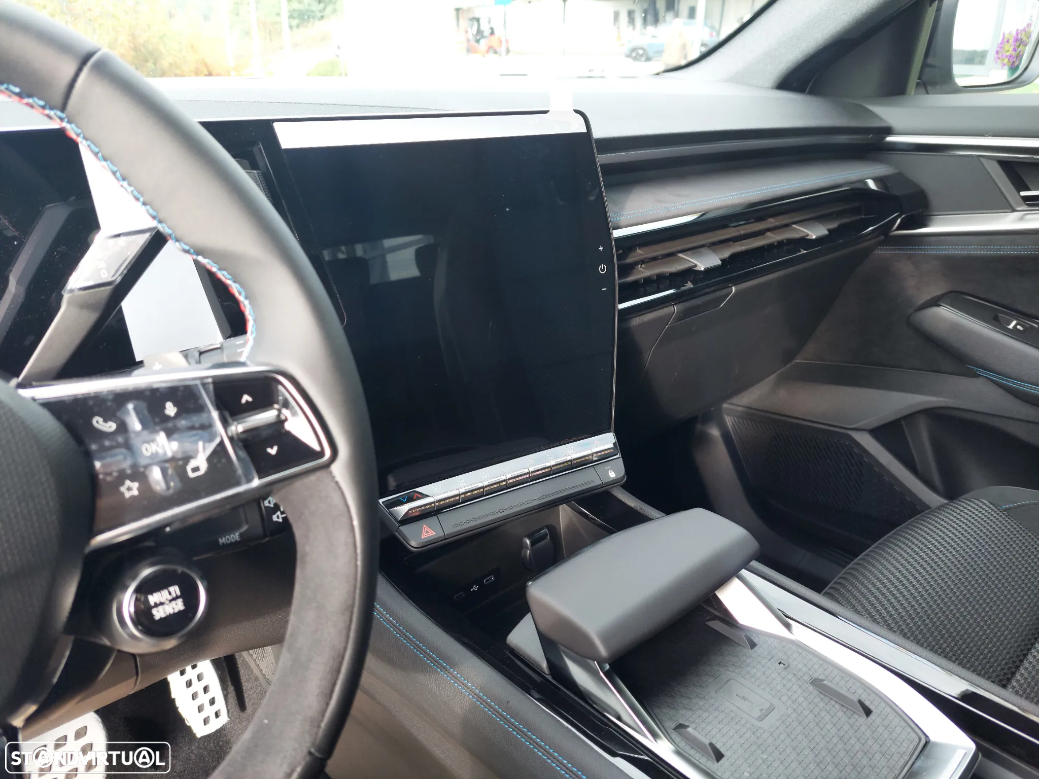 Renault Austral 1.2 E-Tech Iconic Espirit - 16