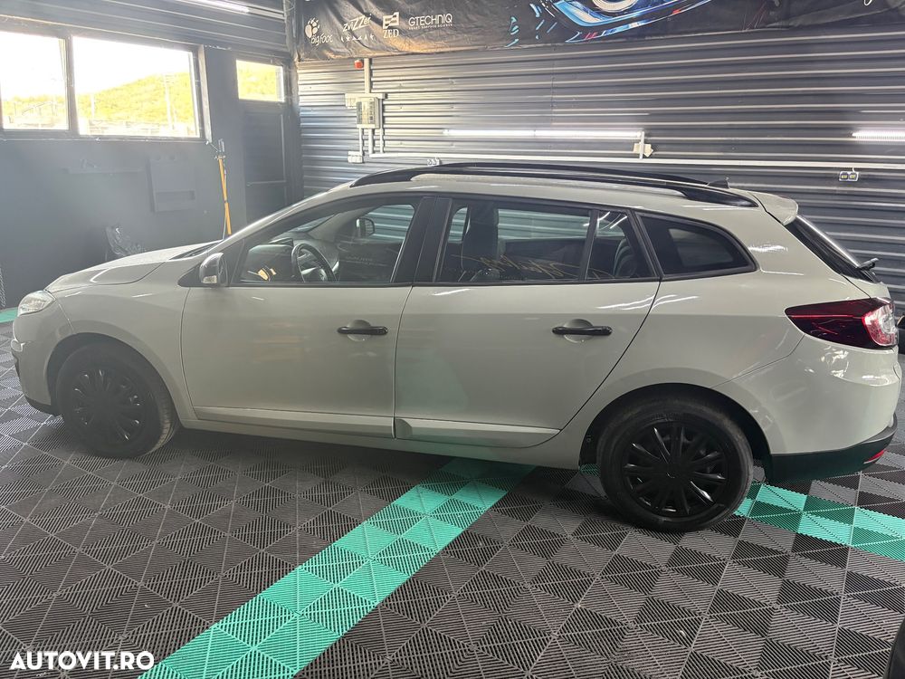 Renault Megane 1.5 dCI Color Edition - 6