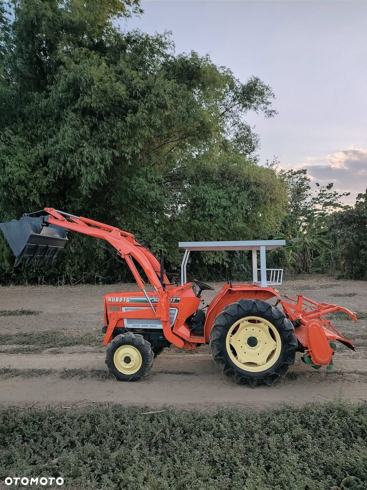 Kubota L3202DT - 6