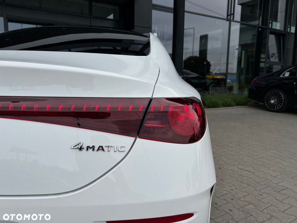 Mercedes-Benz CLA - 21