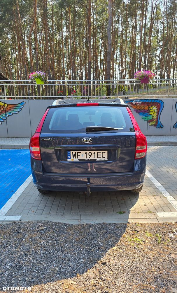 Kia Ceed 1.6 CRDi 90 ISG Vision - 4