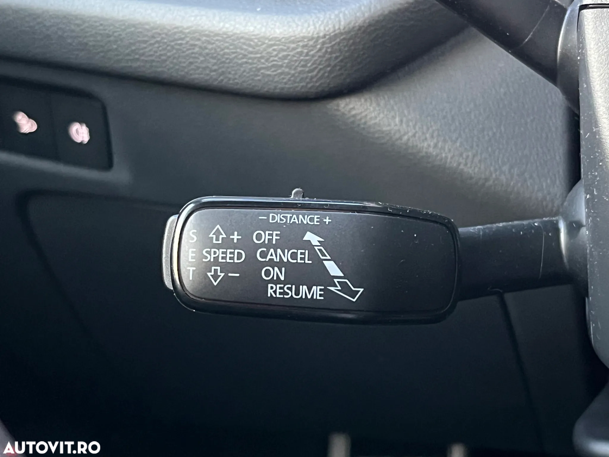 Skoda Octavia 2.0 TSI DSG RS - 12