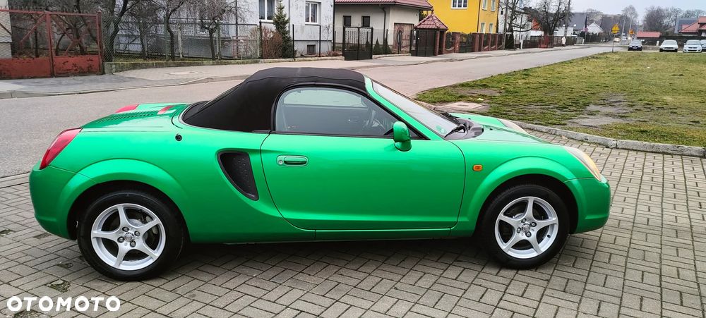 Toyota MR2 Roadster - 7