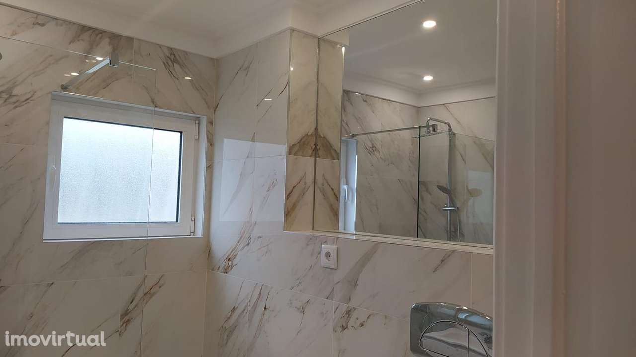 Apartamento T2  para Arrendar no Monte Estoril - Grande imagem: 5/22