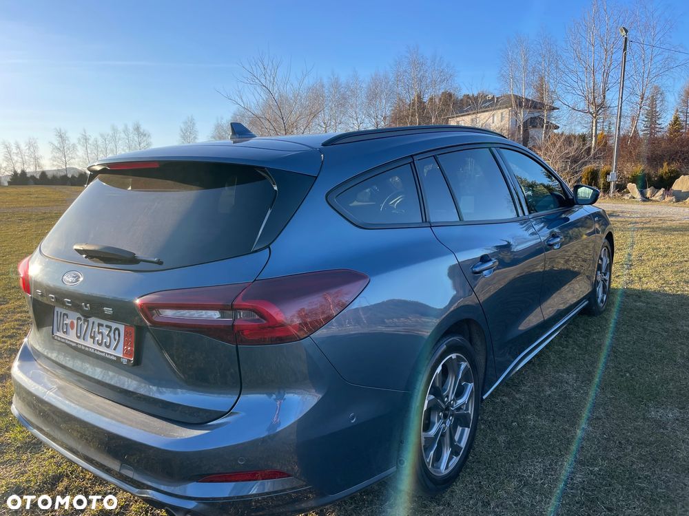 Ford Focus 1.0 EcoBoost Hybrid ST-LINE X - 5