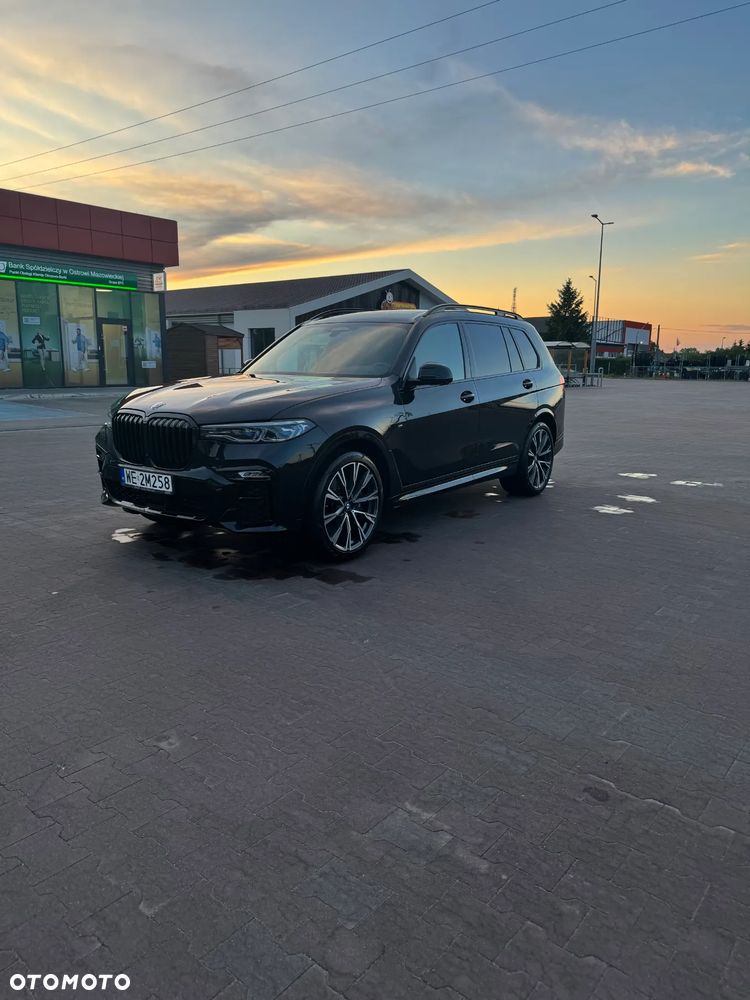 BMW X7 M50d sport - 12
