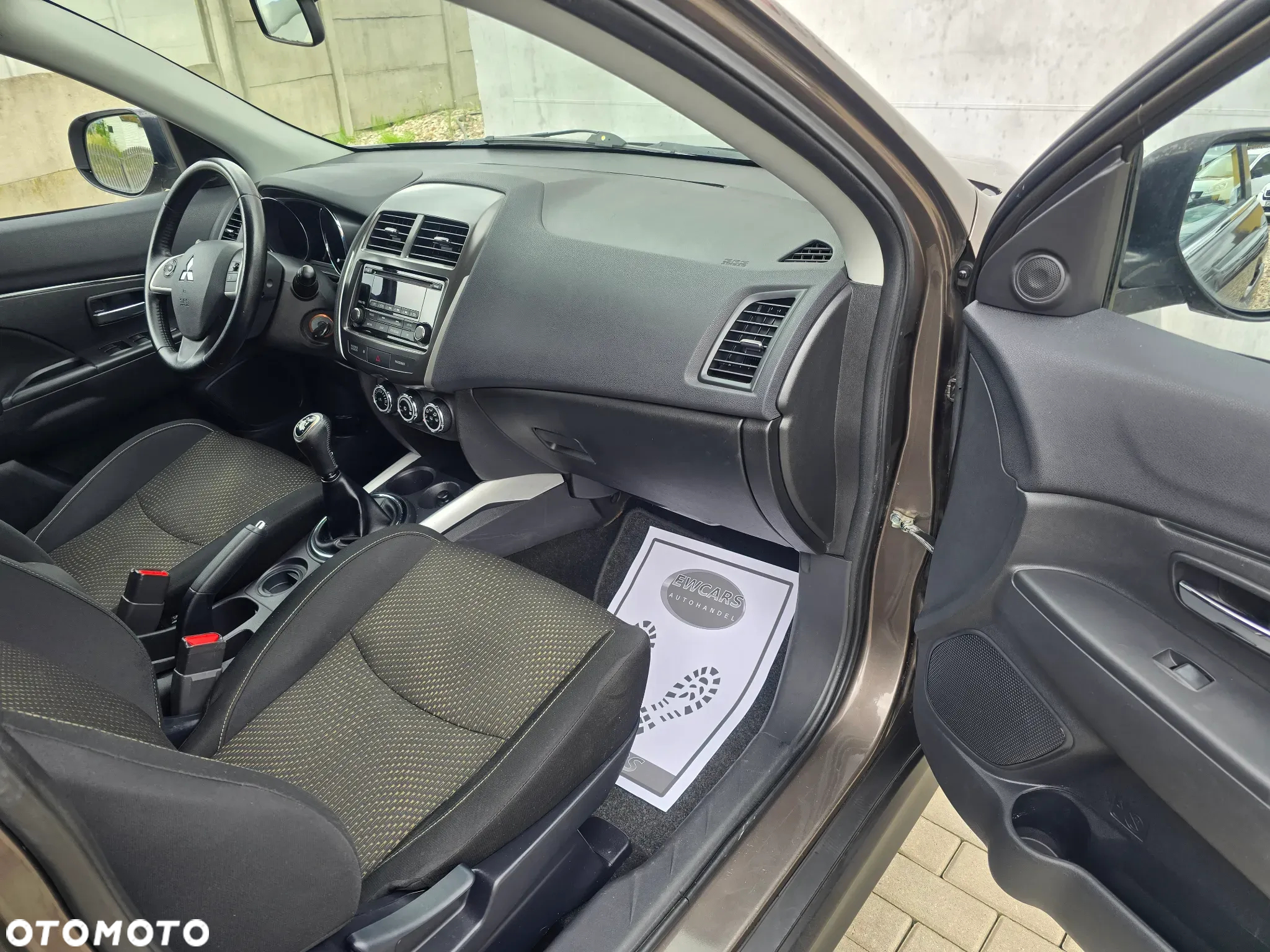 Mitsubishi ASX 1.6 2WD Comfort Edition - 35