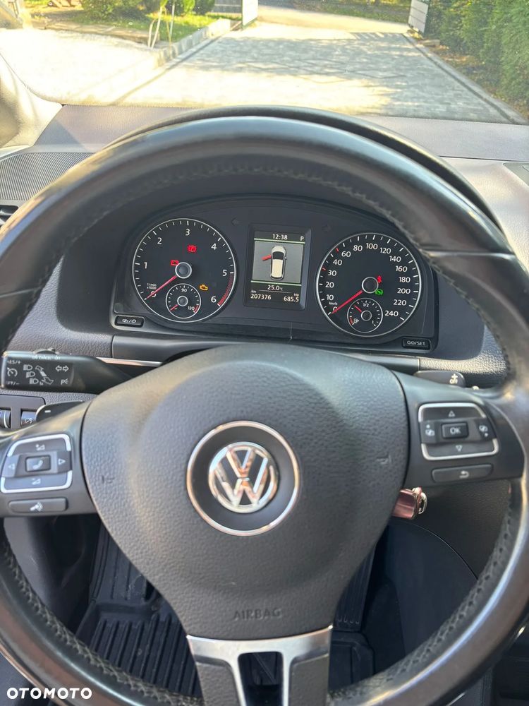 Volkswagen Touran 2.0 TDI DPF Highline DSG - 14