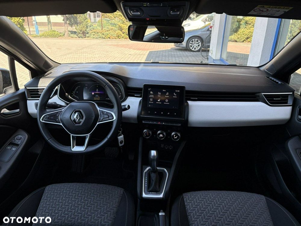 Renault Clio - 10