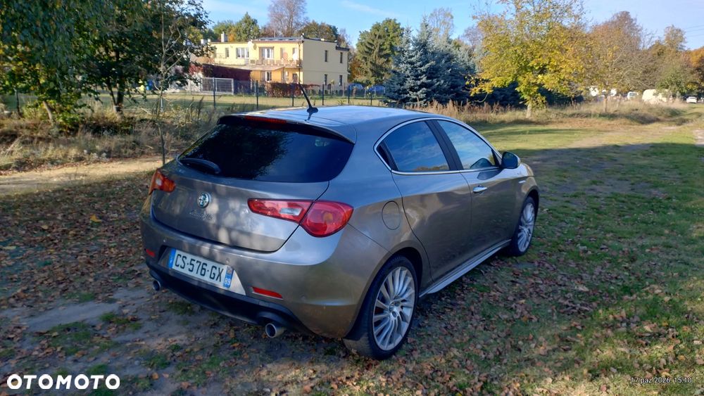 Alfa Romeo Giulietta 2013 photo 5