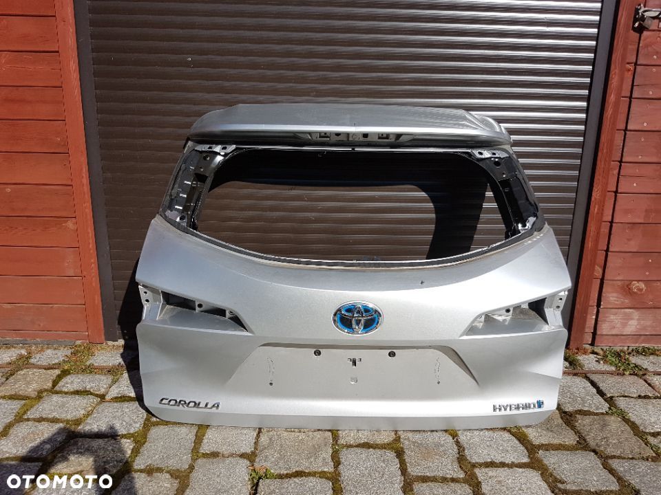 TOYOTA COROLLA E21 KOMBI KLAPA POKRYWA BAGAŻNIKA - 1