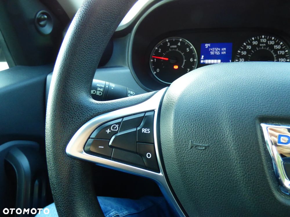 Dacia Duster 1.6 SCe S&S - 12