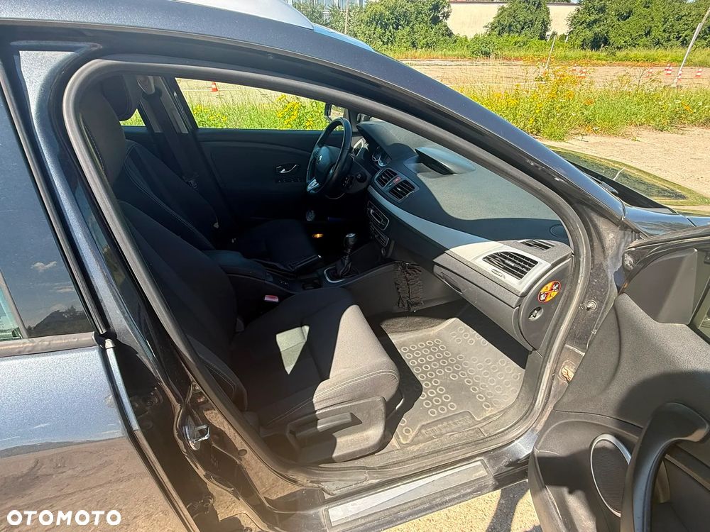 Renault Megane 1.5 dCi Privilege - 5