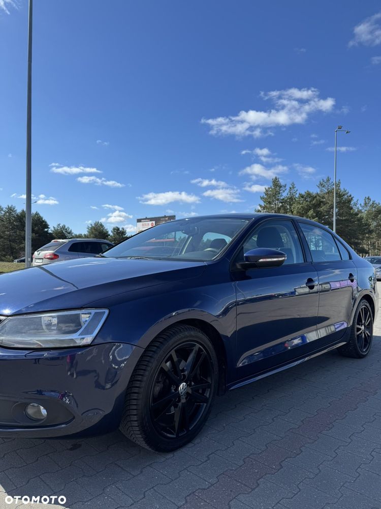Volkswagen Jetta 1.2 TSI Comfortline - 3