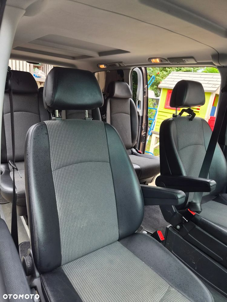Mercedes-Benz Viano - 12