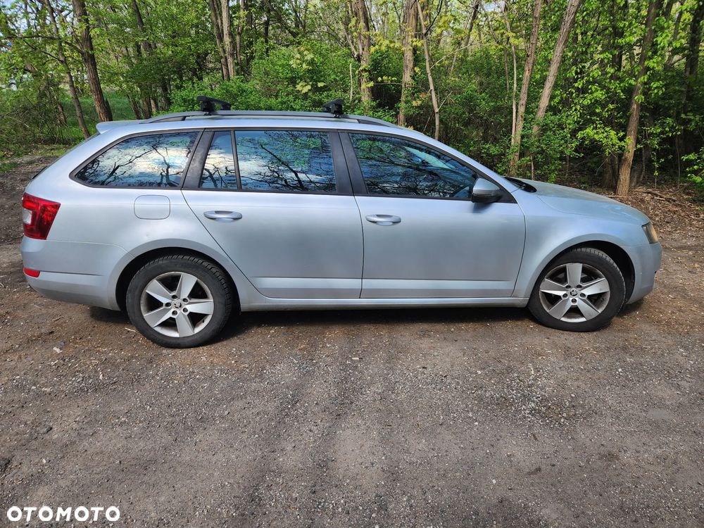 Skoda Octavia 1.6 TDI Ambition - 5