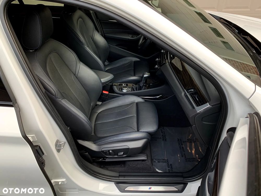 BMW X1 xDrive28i Sport Line - 22