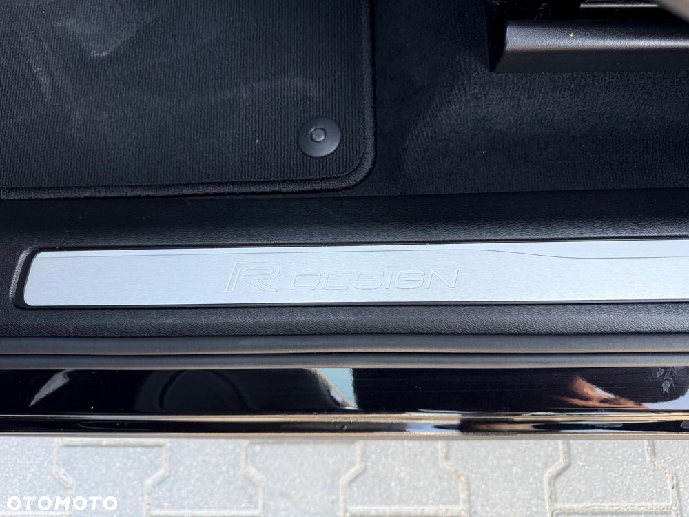 Volvo XC 60 D4 RDesign - 31