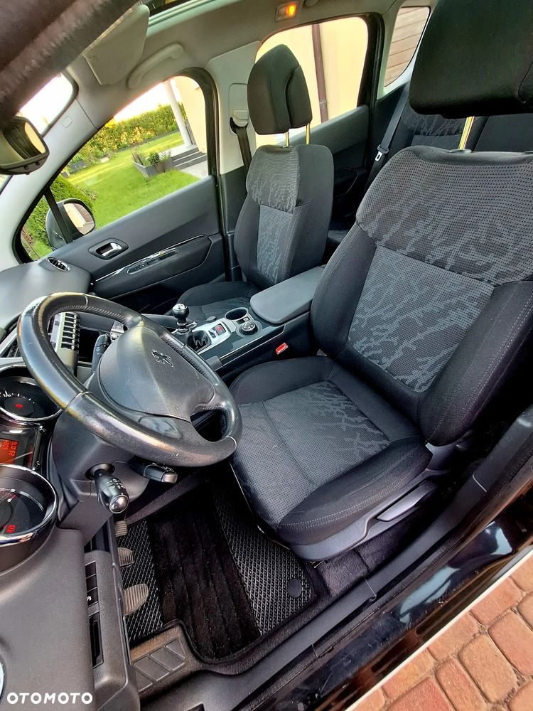 Peugeot 3008 2.0 HDi Allure - 14