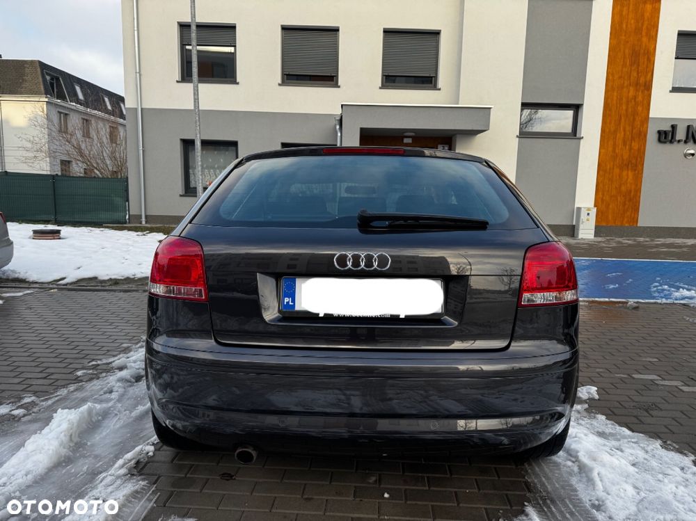 Audi A3 3-drzwiowe 1.6 FSI S Line Sportpaket plus - 7