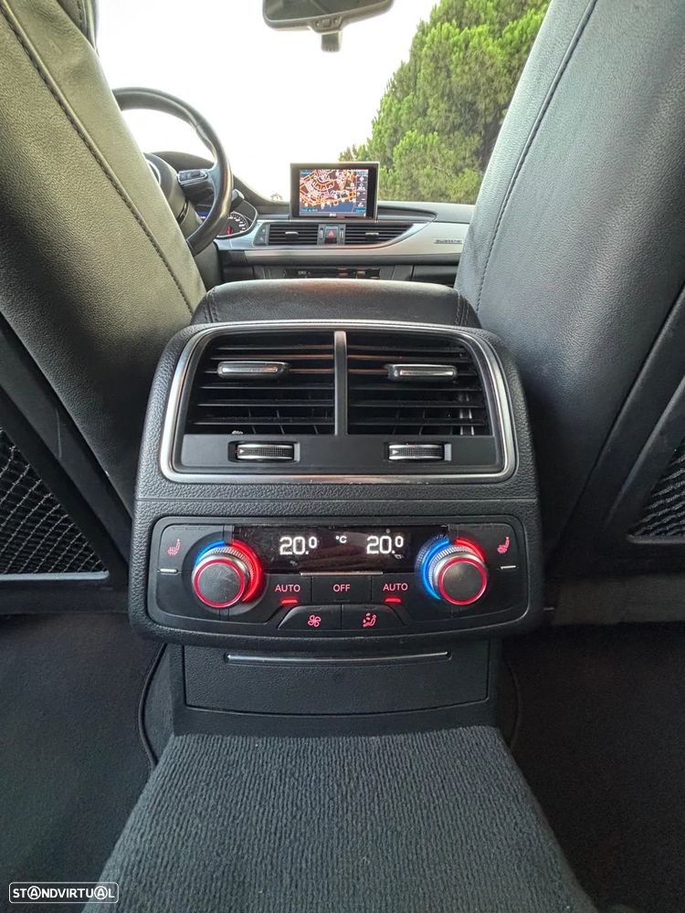 Audi A6 Allroad 3.0 TDi quattro S tronic - 16